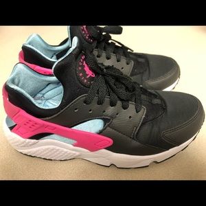GOAT Air Huarache Run 'South Beach' MEN Size 8